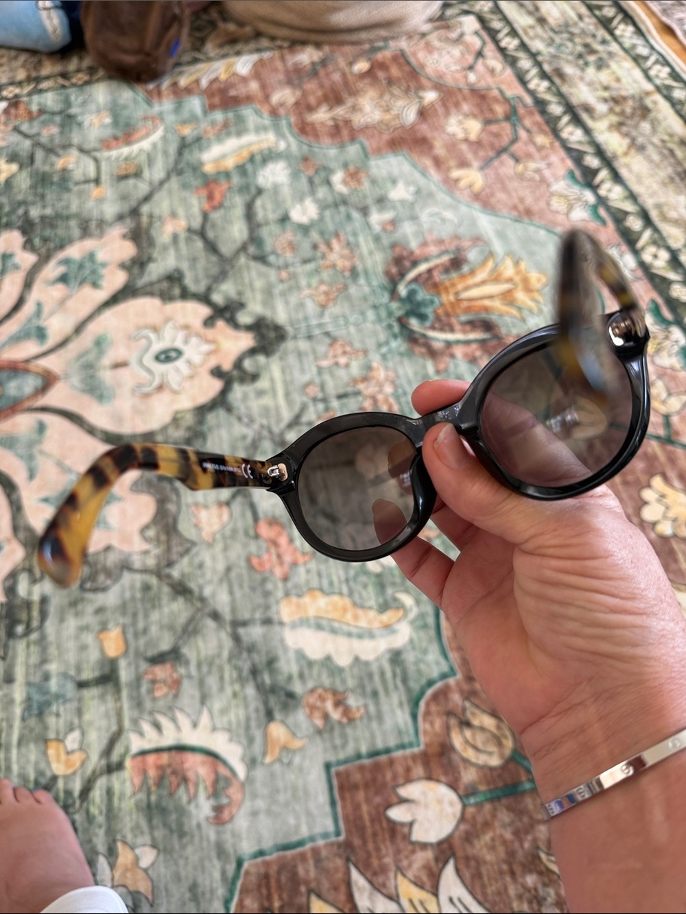 Maui Jim Jasmine tortoise shell sunglasses with case & cloth cleaner. - Picture 3 of 9
